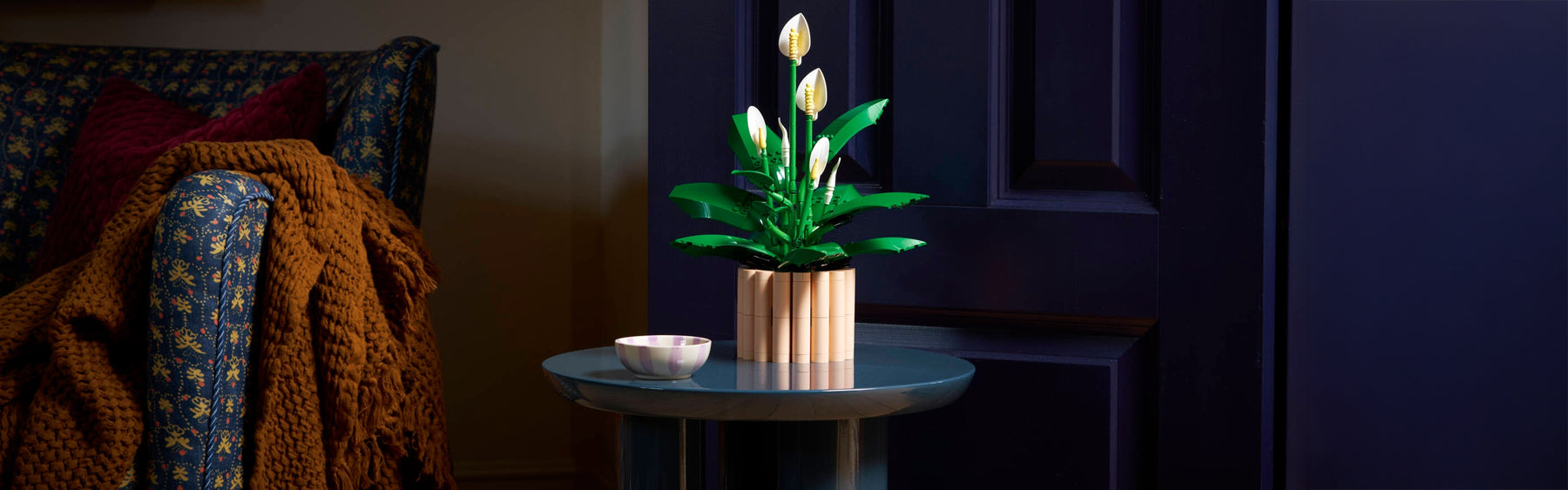 LEGO® Botanicals 2026: New Sets Overview & Display Solutions