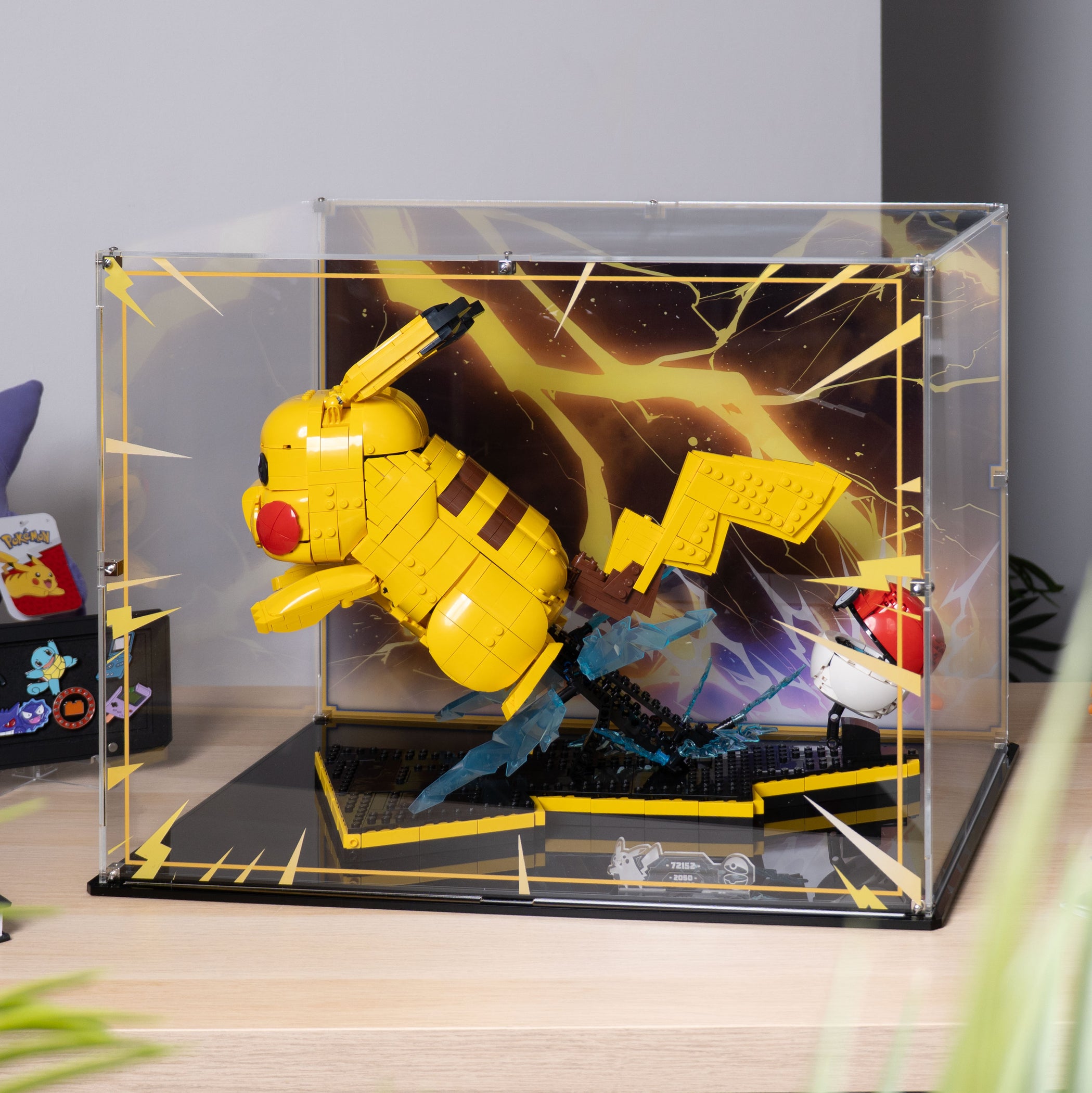 Display Case for LEGO Pokémon Pikachu and Poké Ball 72152 — Wicked Brick