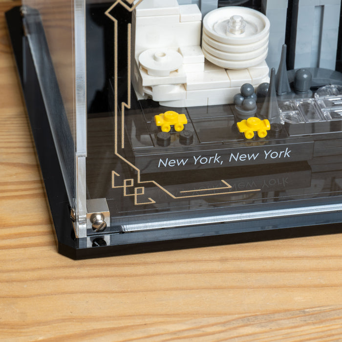 Display Case for LEGO® Architecture: New York City – The Big Apple (21066)