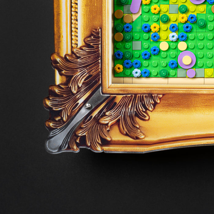 Limited Edition Wall Mounted Display Case for LEGO® Art: Gustav Klimt – The Kiss (31221)