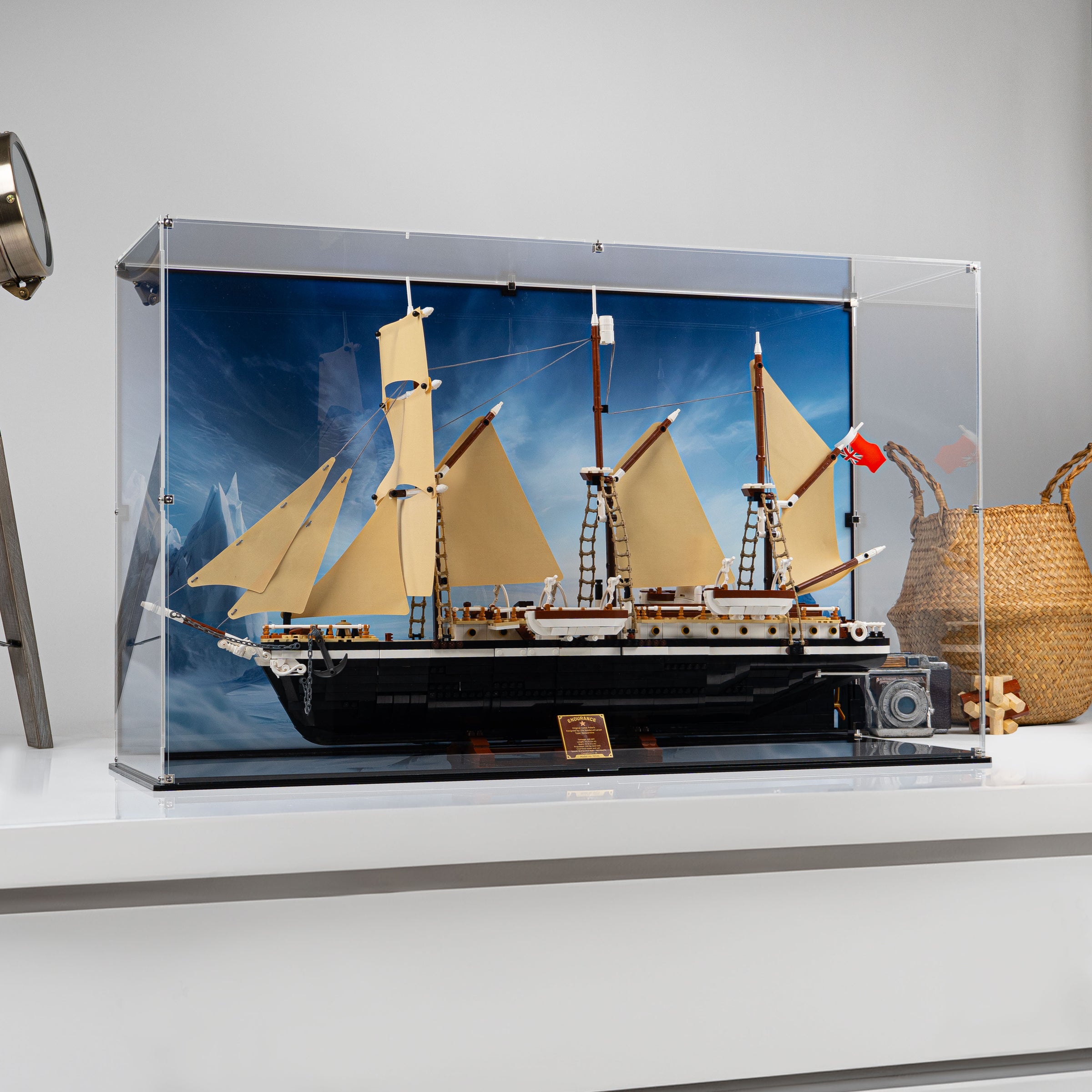 Display Case for LEGO Icons The Endurance (10335)