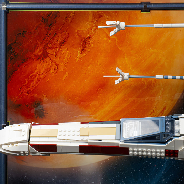 Display case for LEGO® Star Wars: X-Wing Starfighter™ (75355)