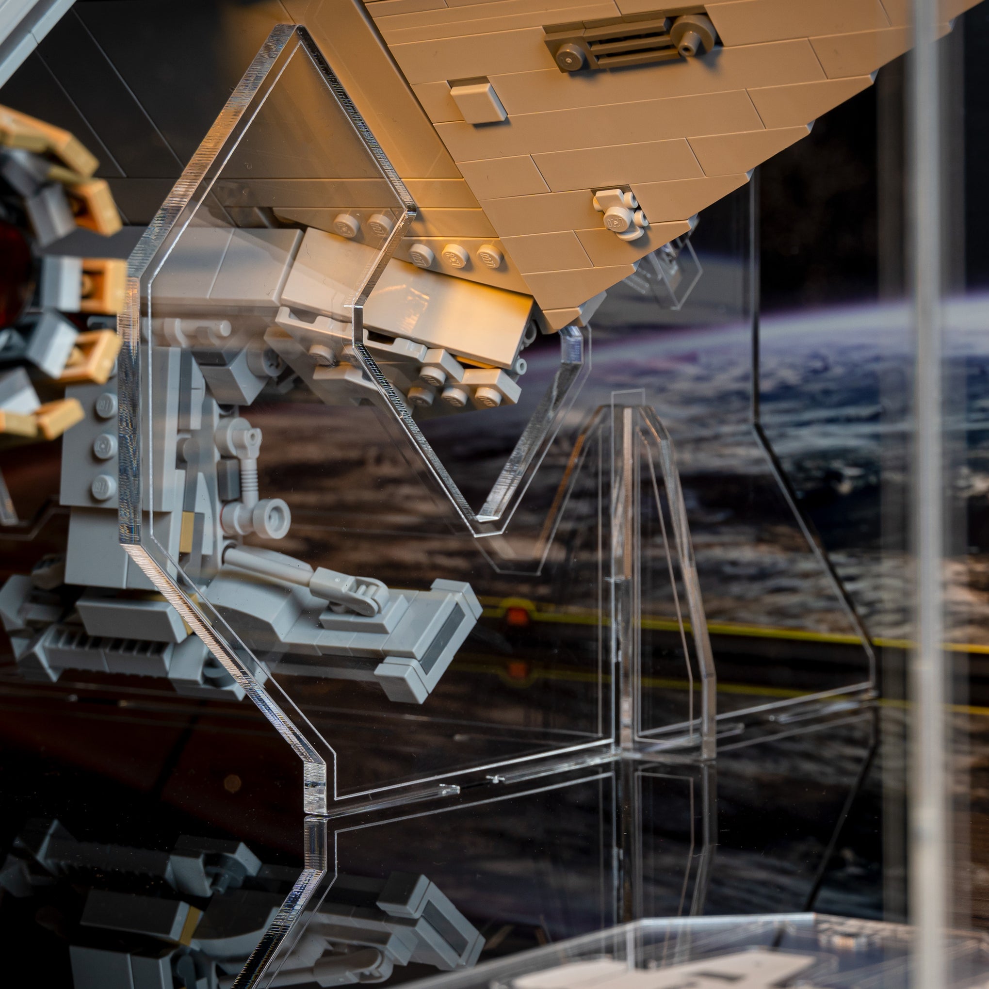 Display Case for LEGO® Star Wars™ UCS The Razor Crest™ (75331) — Wicked ...