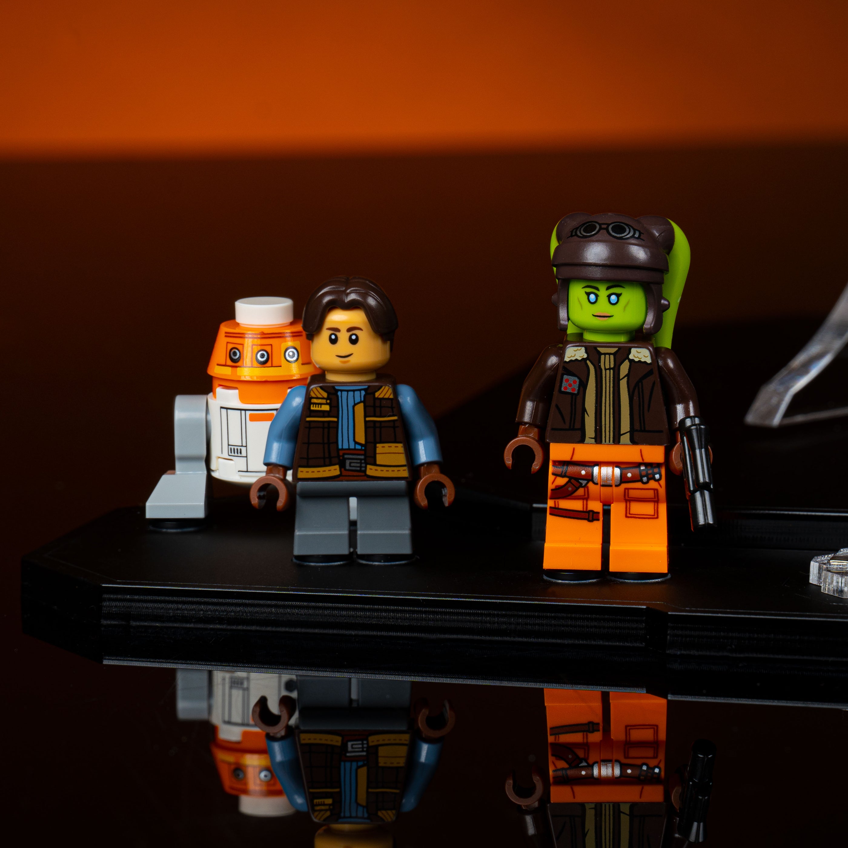 Display Stand for LEGO Star Wars Ghost & Phantom II 75357 — Wicked Brick