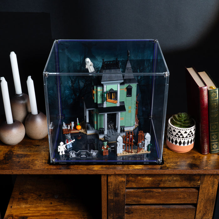 Display Case for LEGO® Creator: Haunted Mansion (31167)