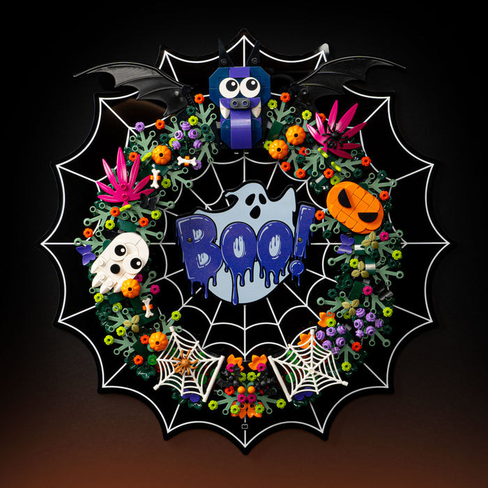 Limited Edition Wall Mounted Display Stand for LEGO® Halloween Wreath (40825)