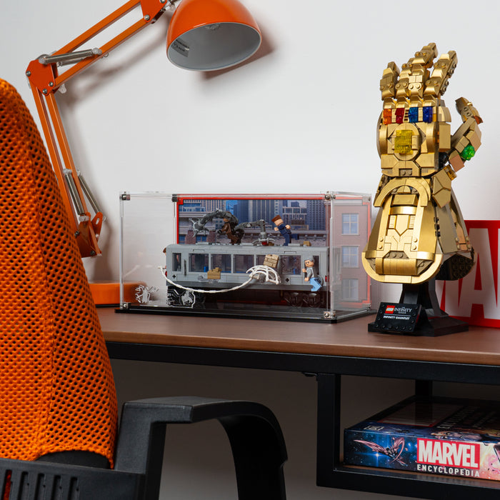 Display Case for LEGO® Marvel™: Spider-Man vs. Doc Ock Subway Train Scene (76321)