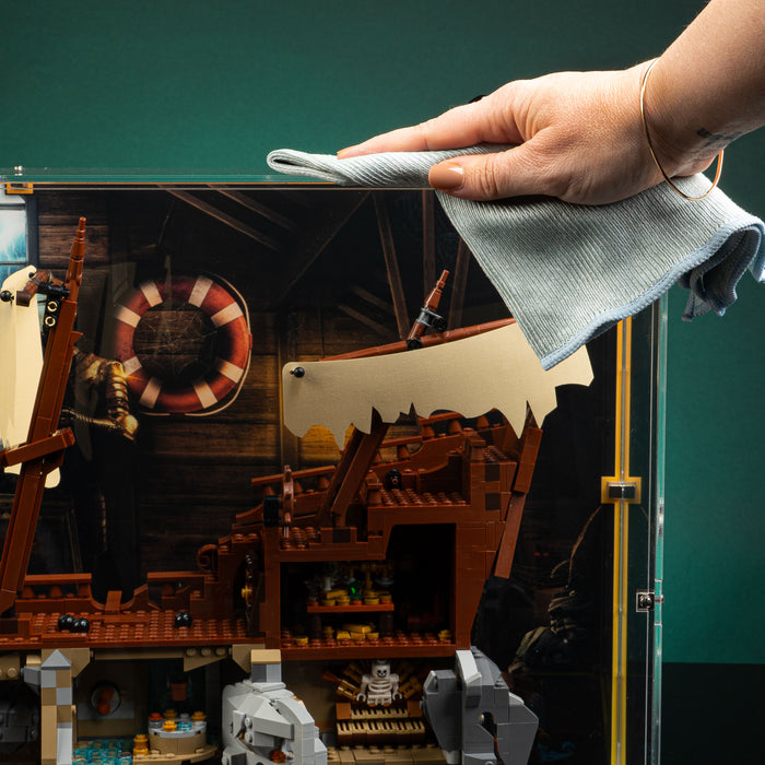 Limited Edition Display Case for LEGO® Ideas: The Goonies (21363)