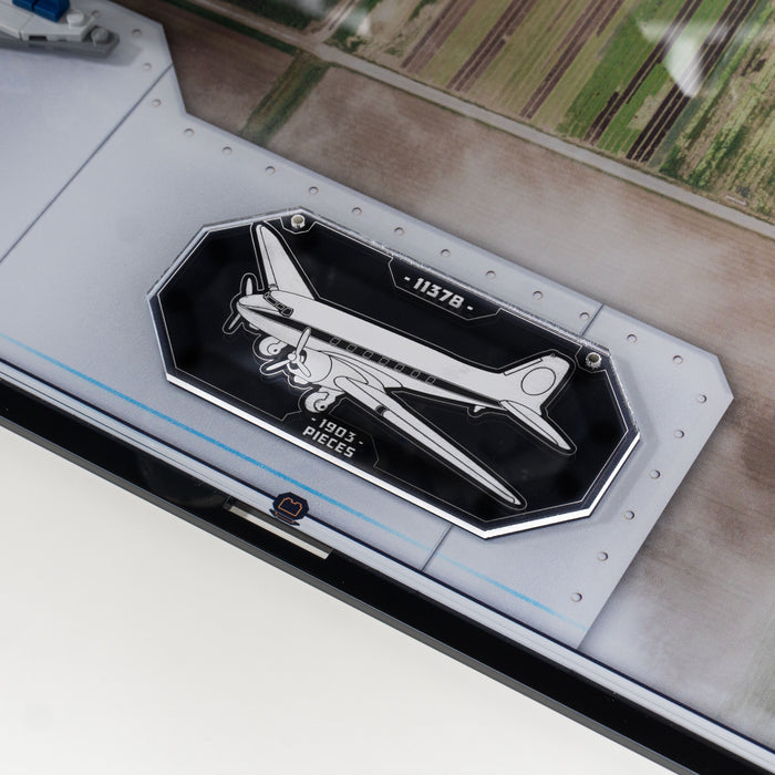 Display Case for LEGO® Icons: Douglas™ DC-3™ PAN AM® Airliner (11378)