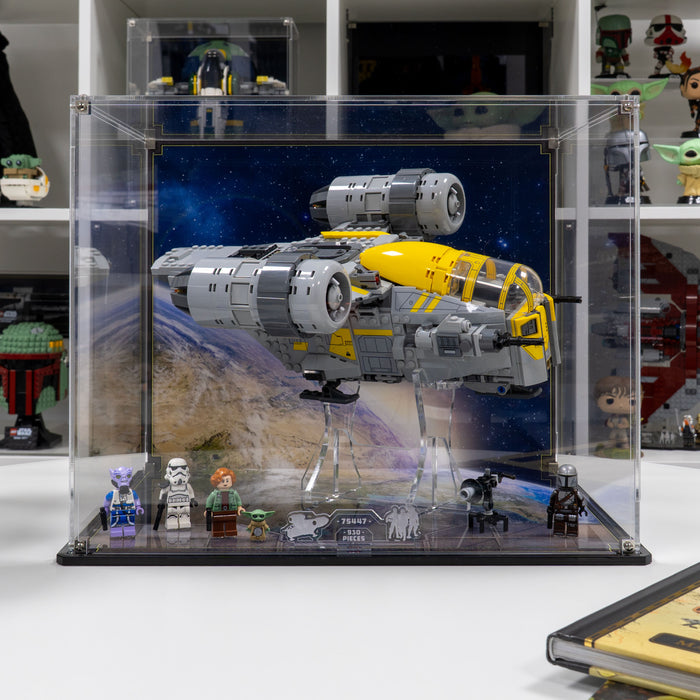Display Case for LEGO® Star Wars™ The Razor Crest™ (75447)