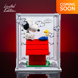 Limited Edition Display Case for LEGO® Ideas: Peanuts: Snoopy's Doghouse (21368)
