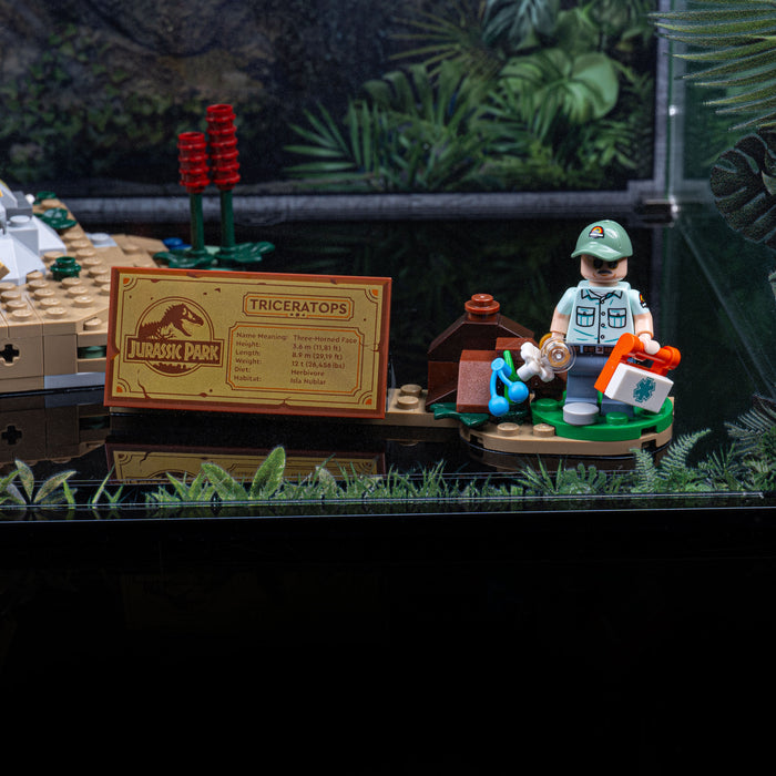 Limited Edition Display Case for LEGO® Dinosaur Fossils: Triceratops (77985)