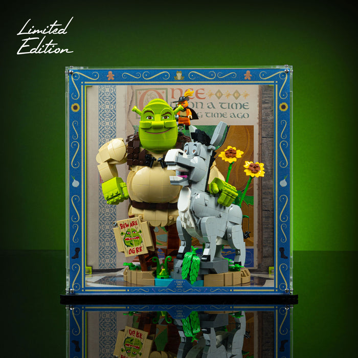 Limited Edition Display Case for LEGO® Shrek, Donkey & Puss in Boots (72423)