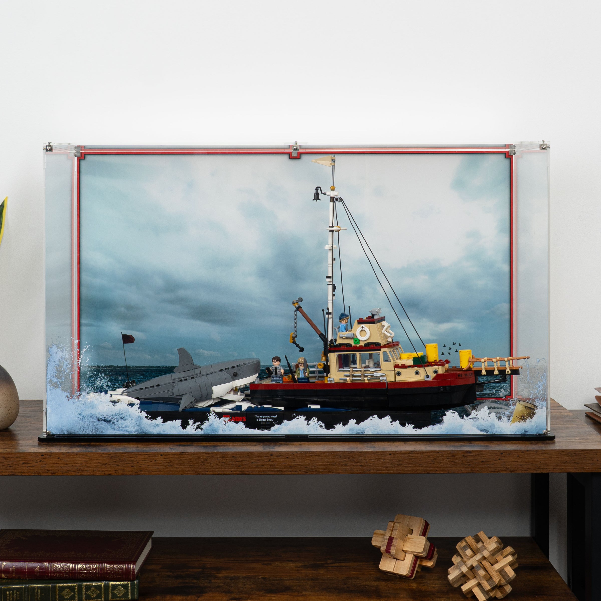 Display Case for LEGO Ideas Jaws (21350)