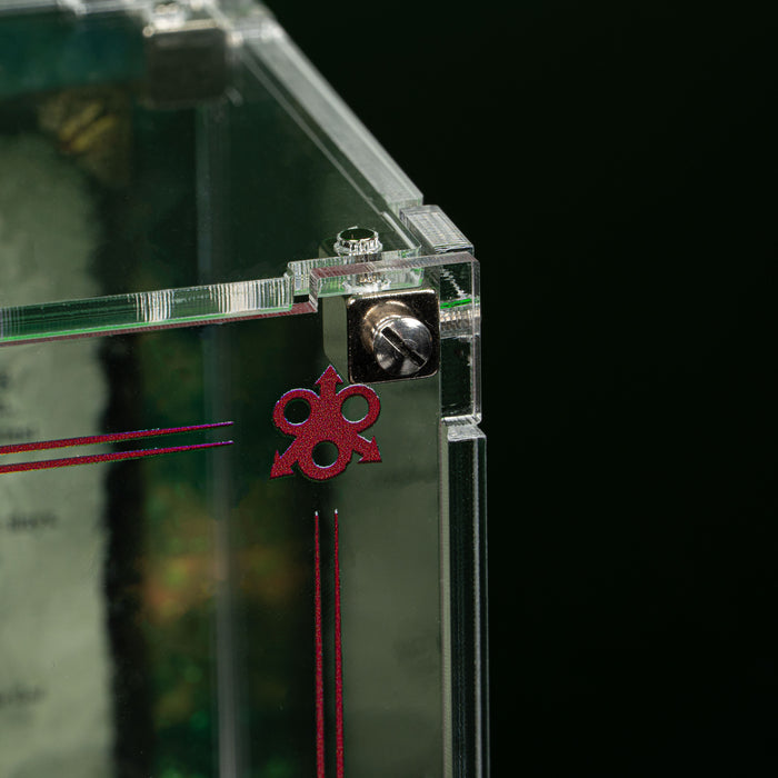 Limited Edition Display Case for Warhammer® 40,000 Typhus, Herald of the Plague God