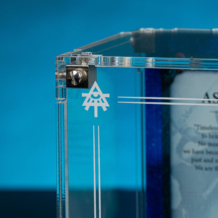 Limited Edition Display Case for Warhammer® 40,000 Asurmen