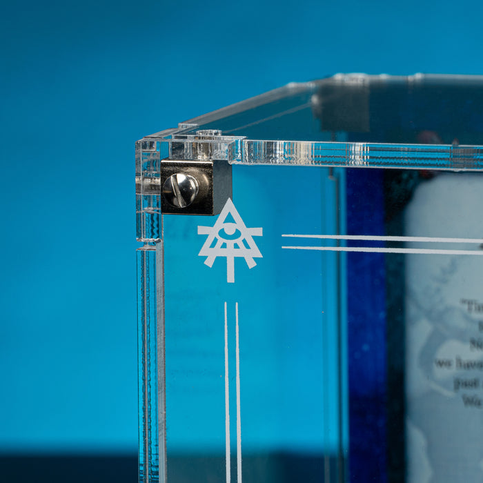 Limited Edition Display Case for Warhammer® 40,000 Yvraine