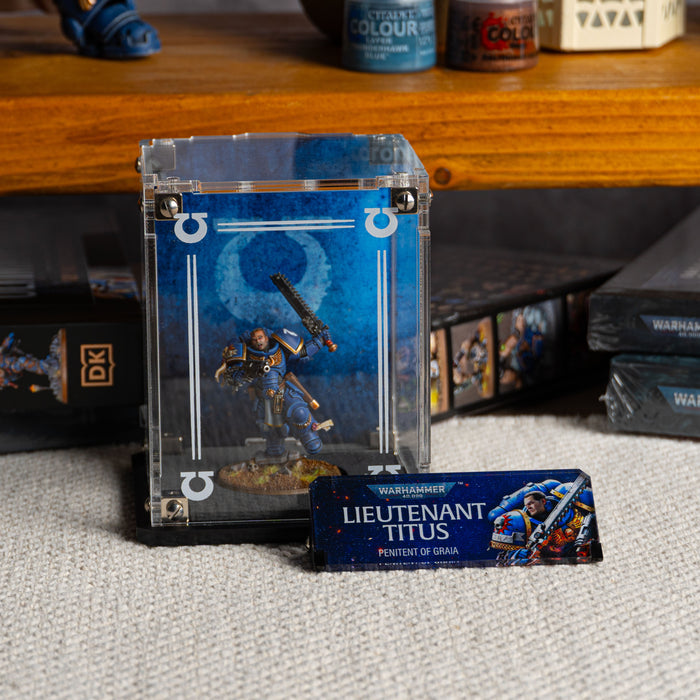 Display Case for Warhammer® 40,000 Lieutenant Titus