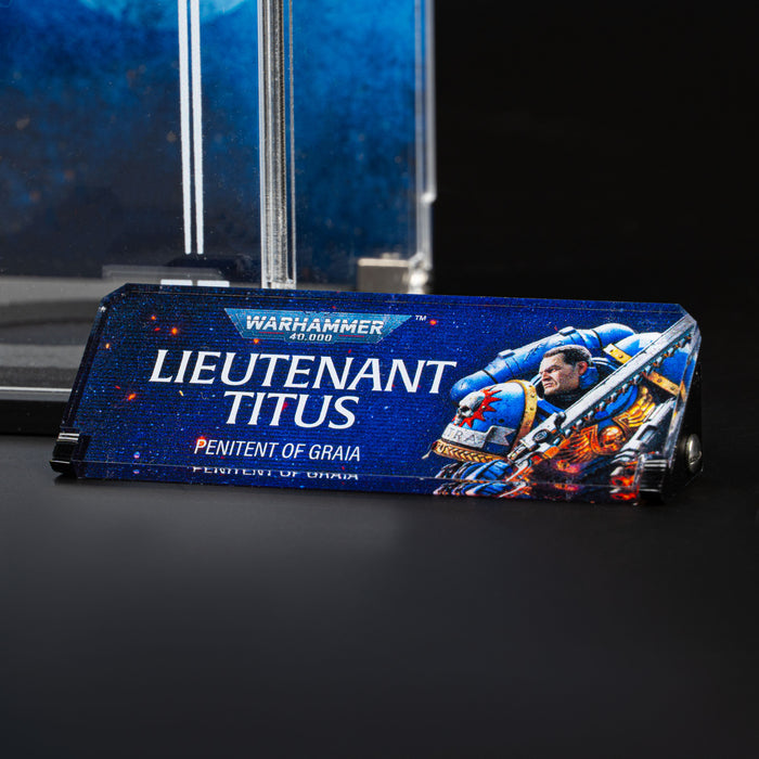 Display Case for Warhammer® 40,000 Lieutenant Titus