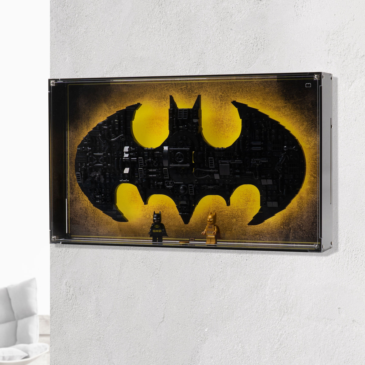 Wallmount---angled-on-