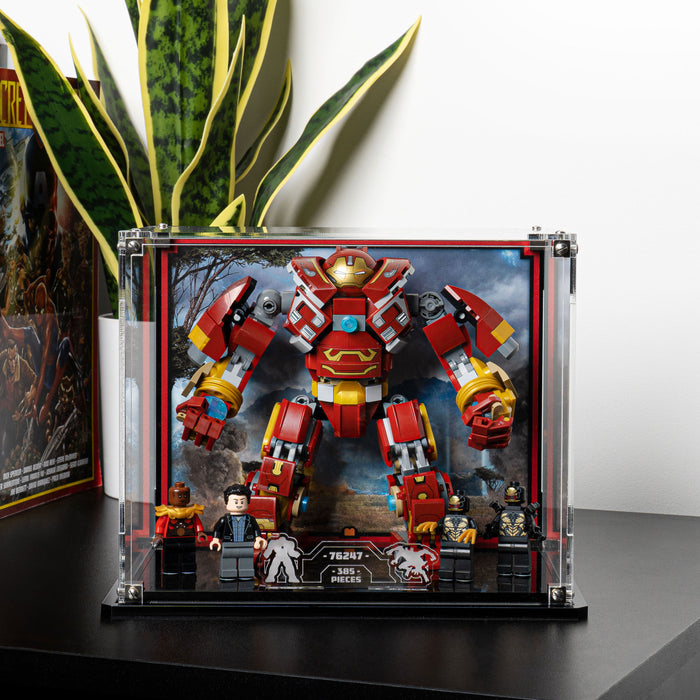 Display case for LEGO® Marvel: The Hulkbuster: The Battle of Wakanda (76247)